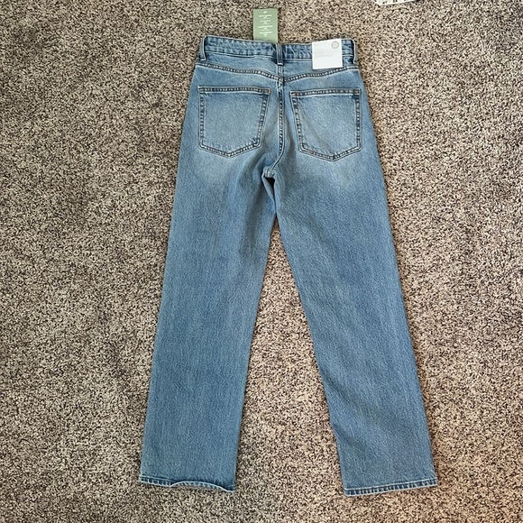High Waist Straight Jeans w/ button fly - Picture 4 of 14